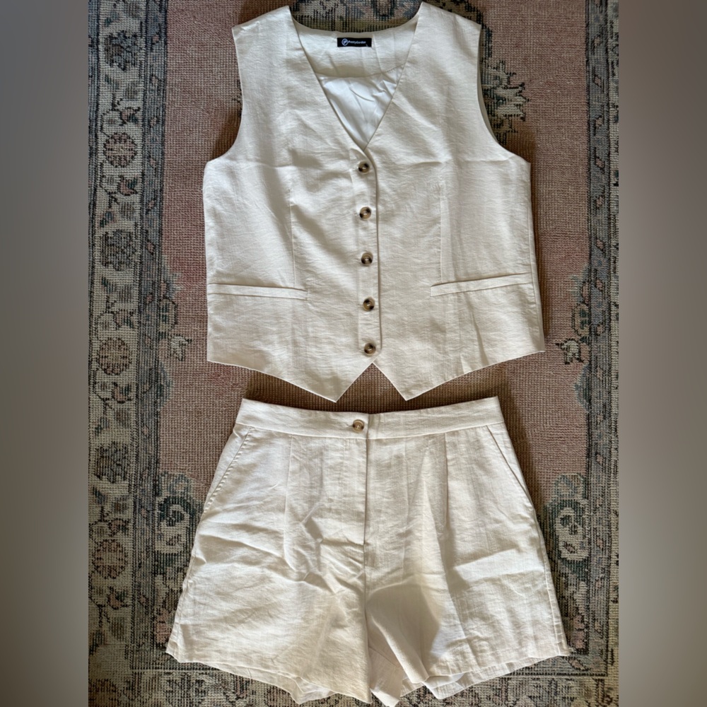 Chic Cream Women's Vest and Shorts Set